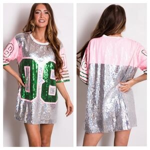 Sequin Jersey Graphic Short Sleeve Shirt Dress
